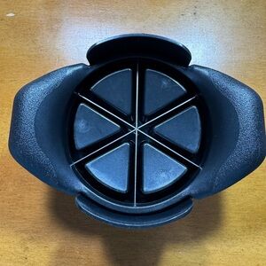 Pampered Chef Black Fruit Slicer with Comfort Handles